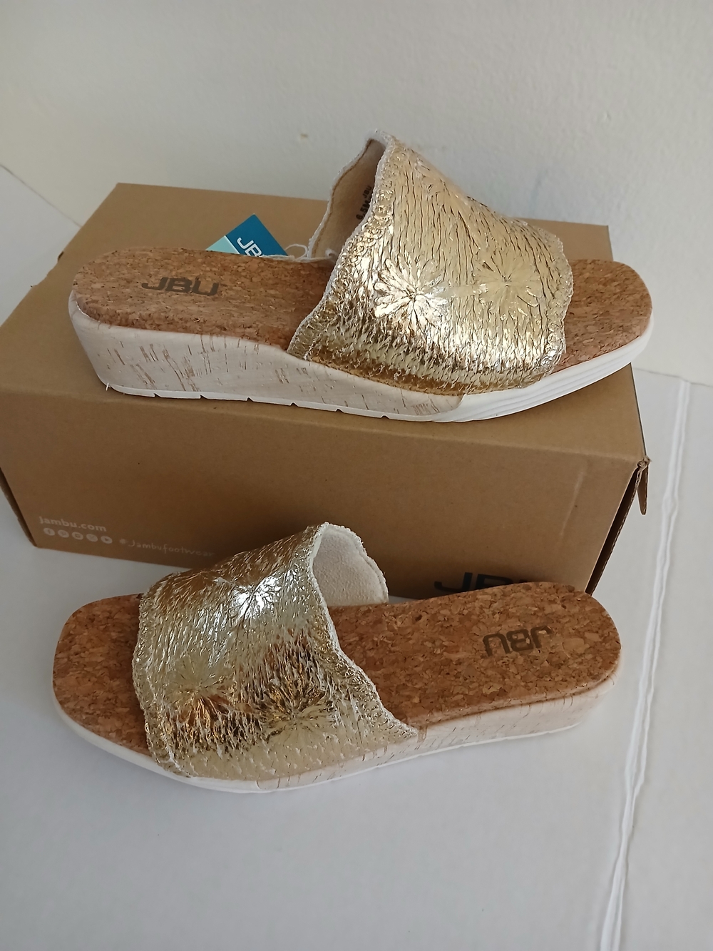 JBU Metallic Gold Cork Slide Sandals - Women's Size 6.5M New $40 - Picture 6 of 11